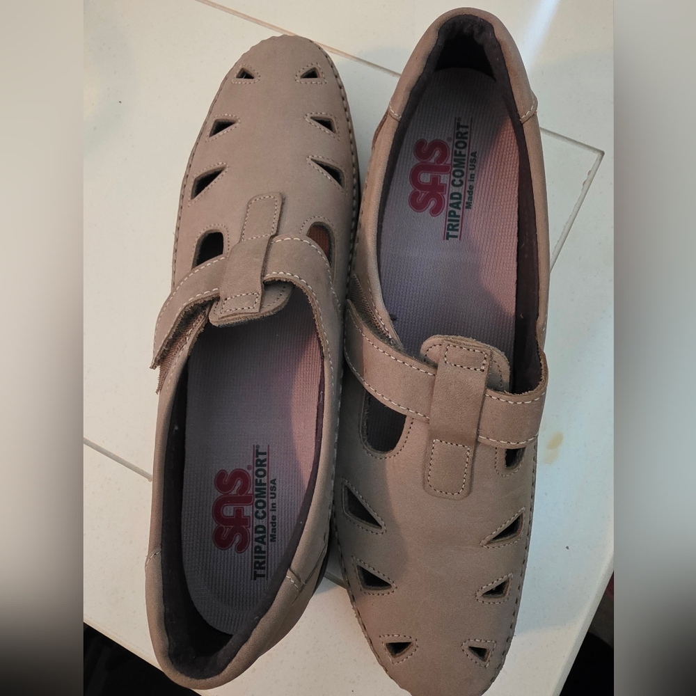 SAS Tan Tripad Roamer Shoe 9.5 Slim New Without Box